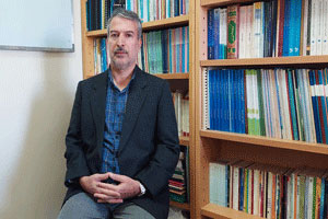 محمود کاظمی